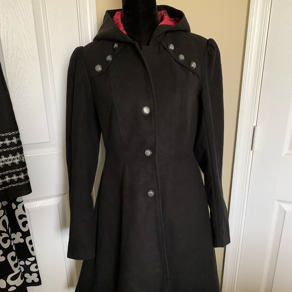 Corset back hooded coat